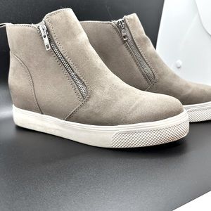 Time and Tru Booties